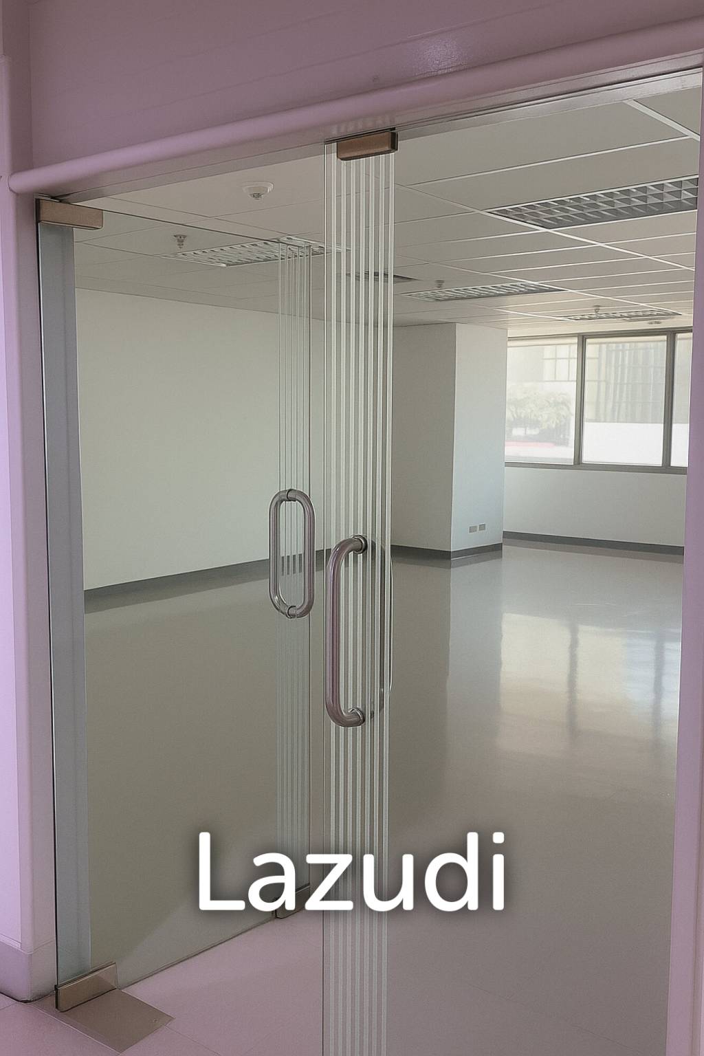 Modern Office Space in Central Bangkok
