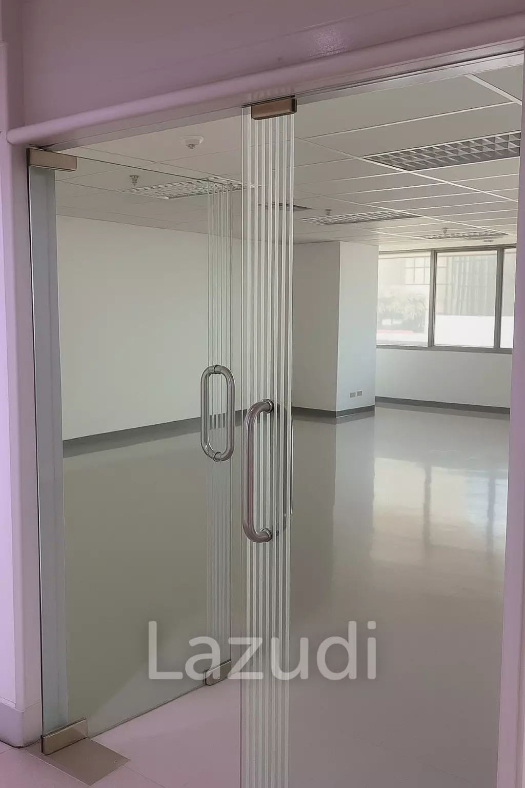 Modern Office Space in Central Bangkok