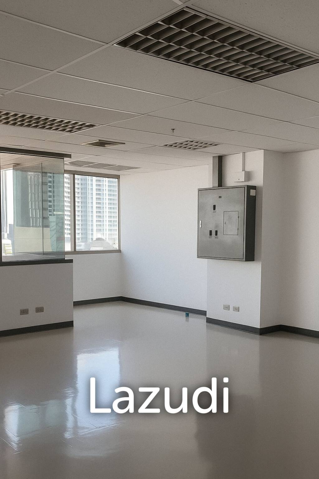 Modern Office Space in Central Bangkok