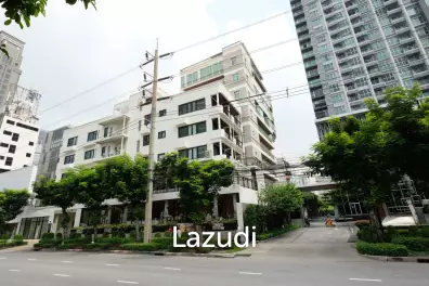 Modern Office Space in Thung Maha Mek Sathon Bangkok