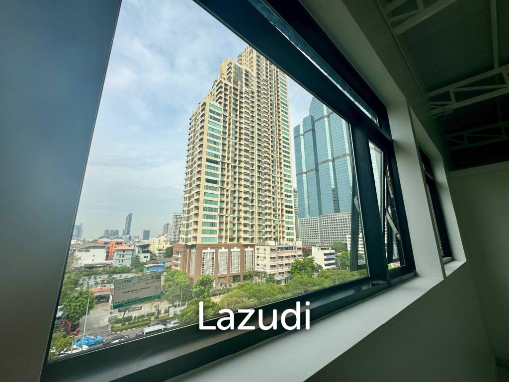 Modern Office Space in Thung Maha Mek Sathon Bangkok