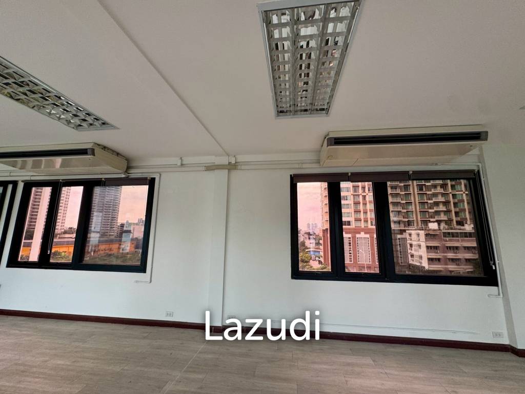 Prime Office Space in Thung Maha Mek Sathon Bangkok