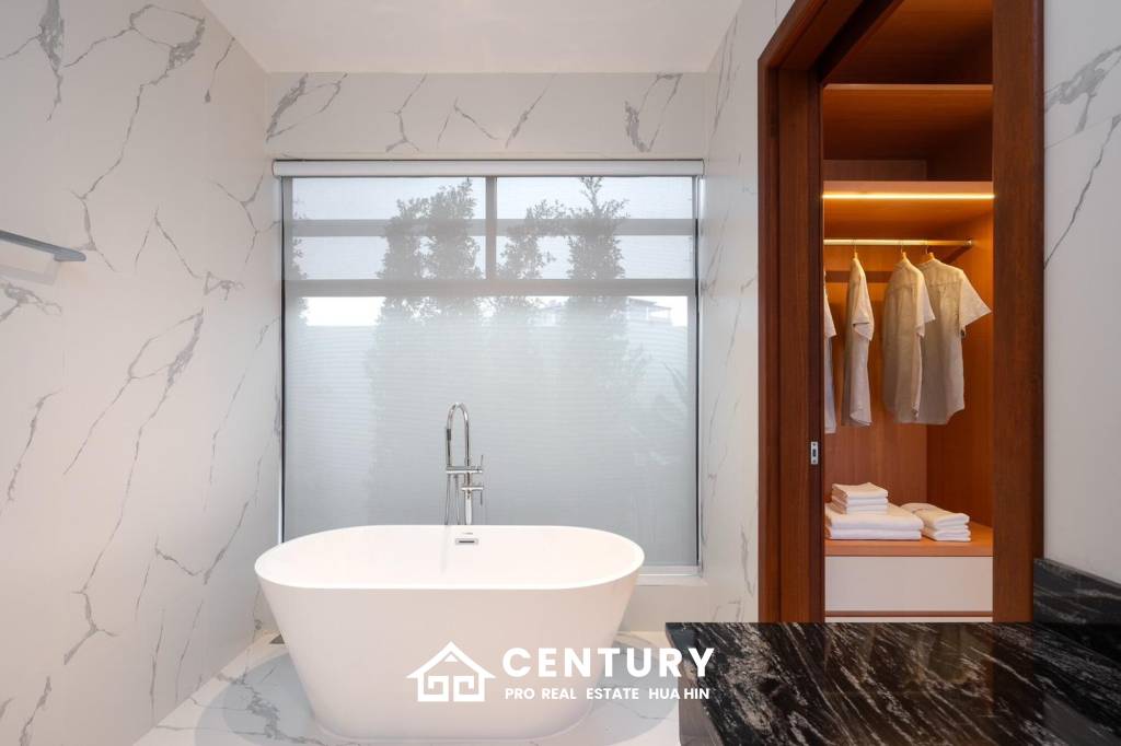 369 sqm 3-Bed Pool Villa in The Birdie Pool Villas Hin Lek Fai Hua Hin