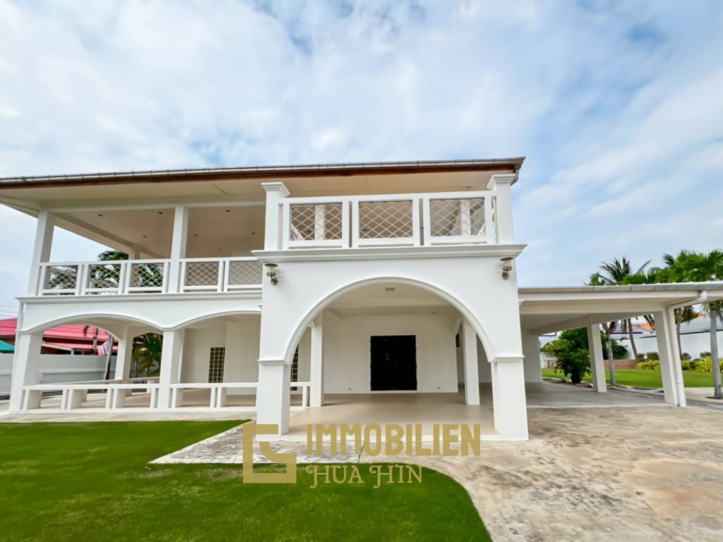 im Herzen von Hua Hin / 1.600 qm Grundstück / 5 Schlafzimmer