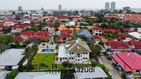 В самом сердце Хуа Хина / участок 1600 кв. м / 5 спален