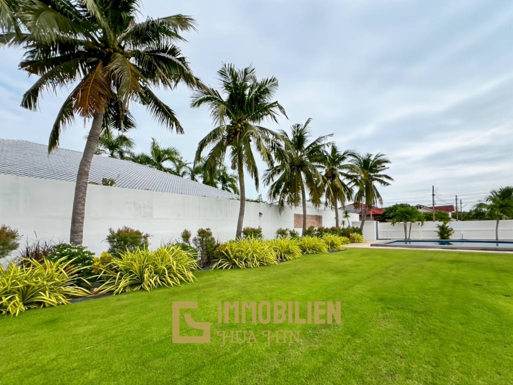 im Herzen von Hua Hin / 1.600 qm Grundstück / 5 Schlafzimmer