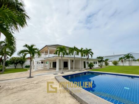 im Herzen von Hua Hin / 1.600 qm Grundstück / 5 Schlafzimmer