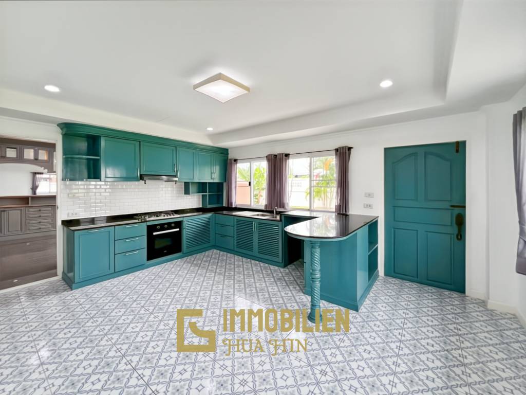 im Herzen von Hua Hin / 1.600 qm Grundstück / 5 Schlafzimmer