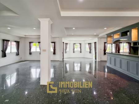 im Herzen von Hua Hin / 1.600 qm Grundstück / 5 Schlafzimmer