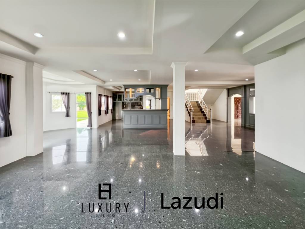 В самом сердце Хуа Хина / участок 1600 кв. м / 5 спален