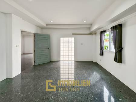 im Herzen von Hua Hin / 1.600 qm Grundstück / 5 Schlafzimmer