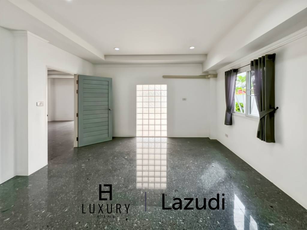 В самом сердце Хуа Хина / участок 1600 кв. м / 5 спален