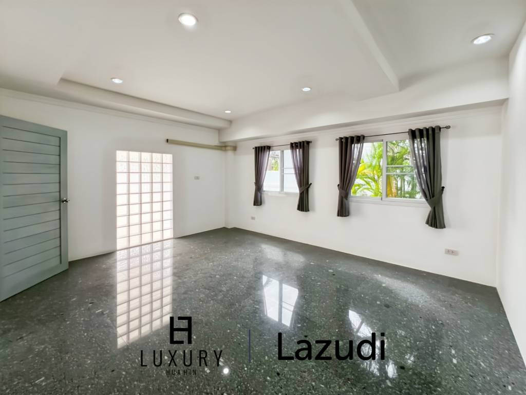 В самом сердце Хуа Хина / участок 1600 кв. м / 5 спален