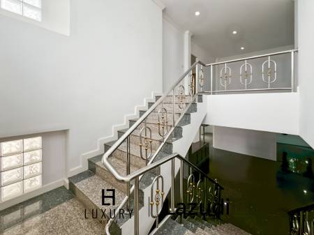 В самом сердце Хуа Хина / участок 1600 кв. м / 5 спален