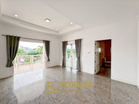 im Herzen von Hua Hin / 1.600 qm Grundstück / 5 Schlafzimmer