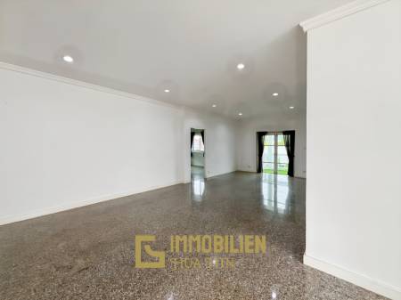 im Herzen von Hua Hin / 1.600 qm Grundstück / 5 Schlafzimmer