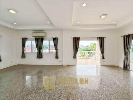 im Herzen von Hua Hin / 1.600 qm Grundstück / 5 Schlafzimmer