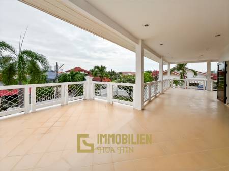 im Herzen von Hua Hin / 1.600 qm Grundstück / 5 Schlafzimmer