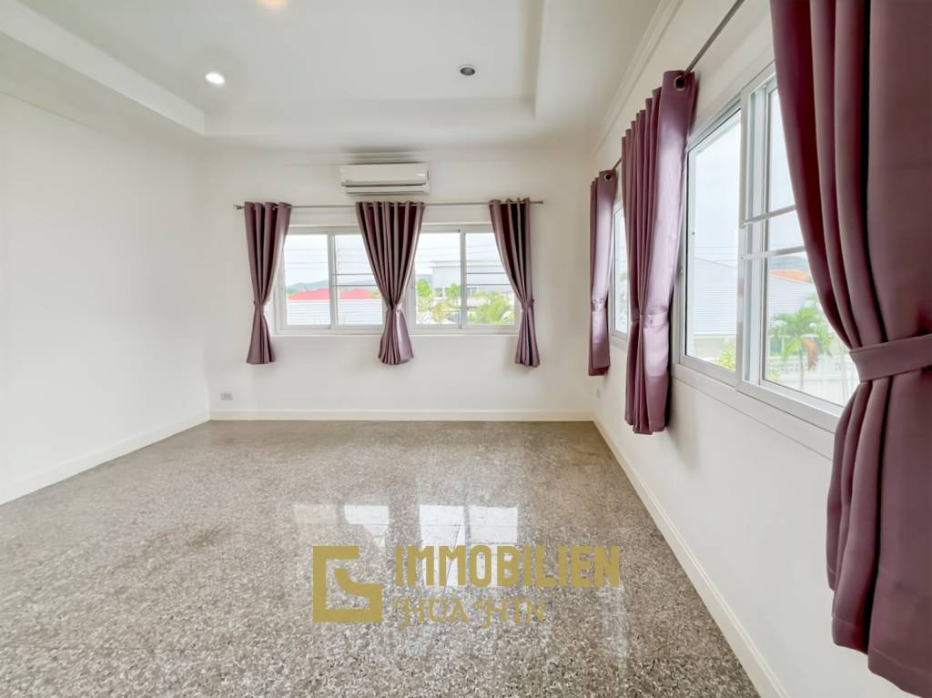 im Herzen von Hua Hin / 1.600 qm Grundstück / 5 Schlafzimmer