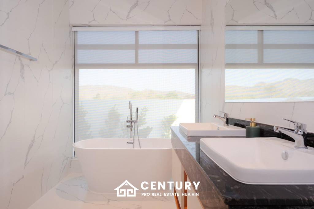 369 sqm luxury pool villa in Hin Lek Fai Hua Hin