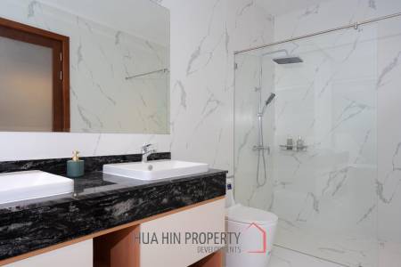 369 sqm luxury pool villa in Hin Lek Fai Hua Hin
