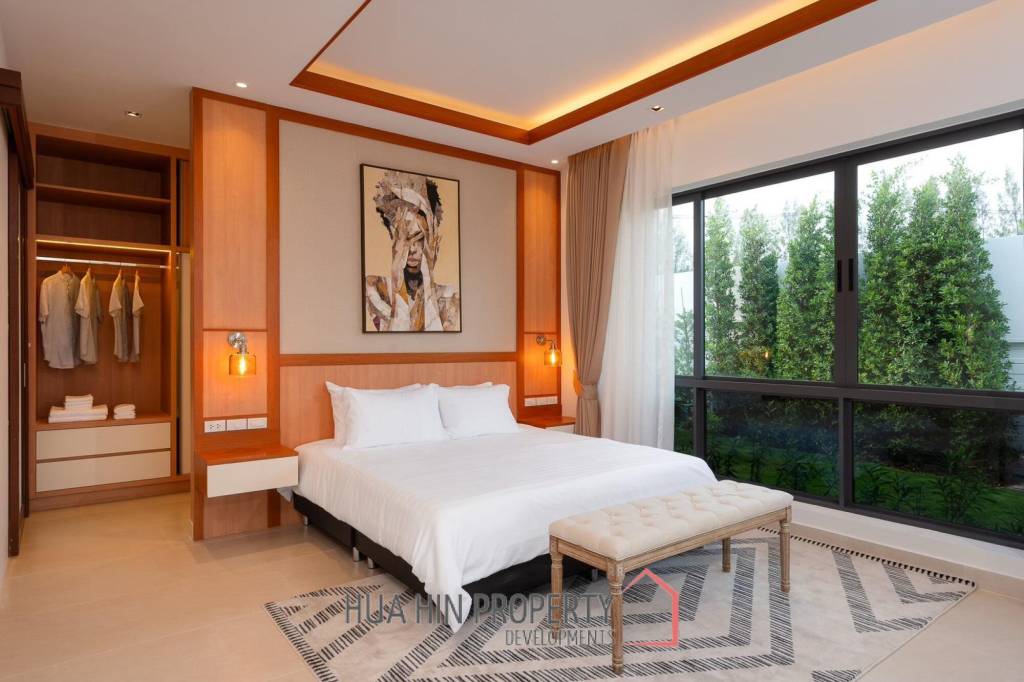 369 sqm luxury pool villa in Hin Lek Fai Hua Hin