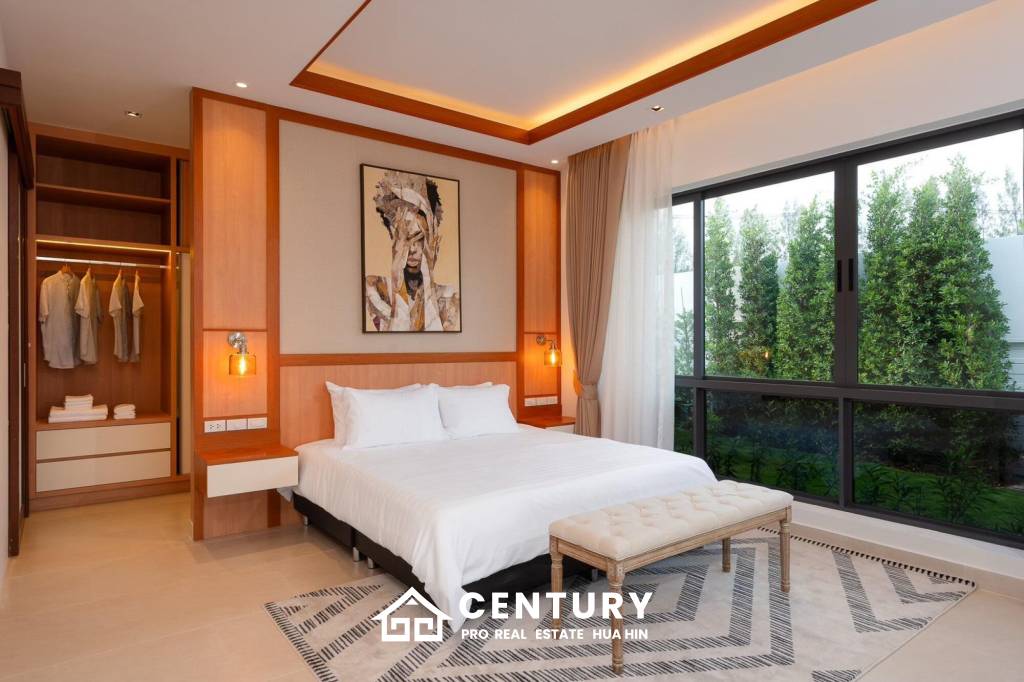 369 sqm luxury pool villa in Hin Lek Fai Hua Hin