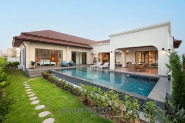 369 sqm luxury pool villa in Hin Lek Fai Hua Hin