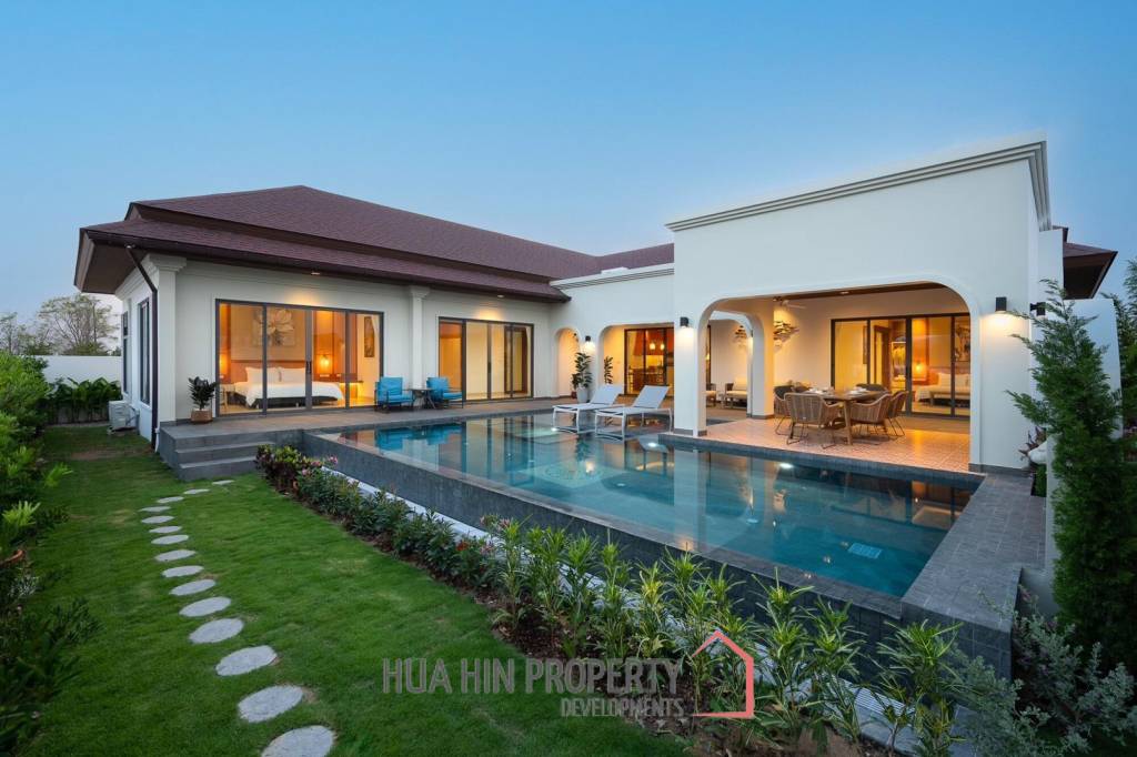 369 sqm luxury pool villa in Hin Lek Fai Hua Hin