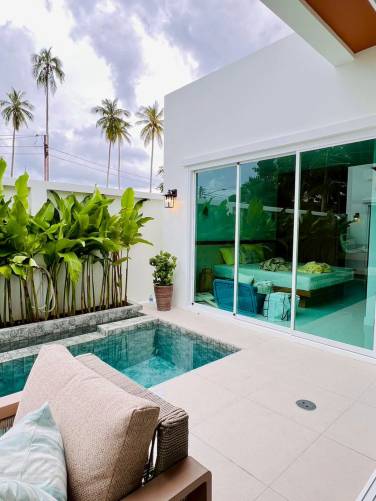 Brand New 3-Bedroom Pool Villa for Sale in Rawai Brand New 3-Bedroom Pool Villa for Sale in Rawai