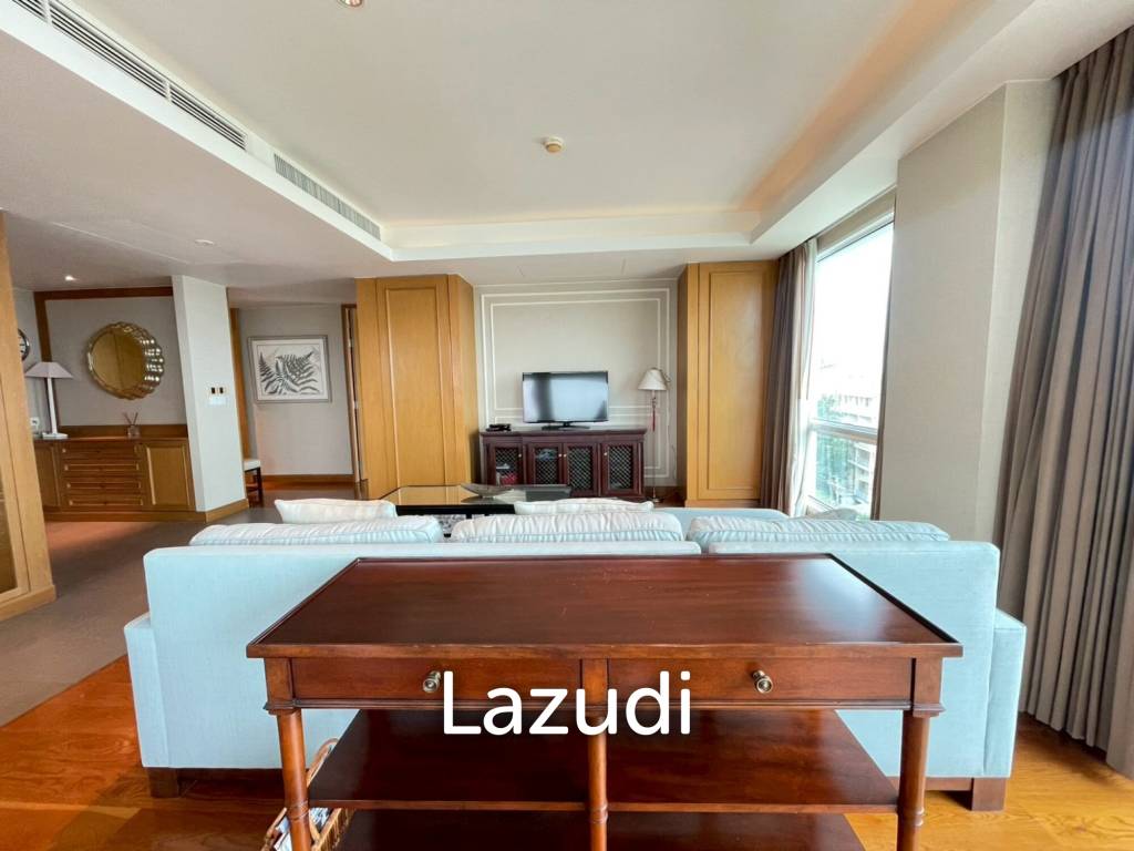 Amari Residence: 3 Bedroom Condo with Sea View