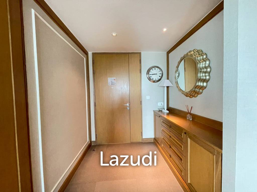 Amari Residence: 3 Bedroom Condo with Sea View