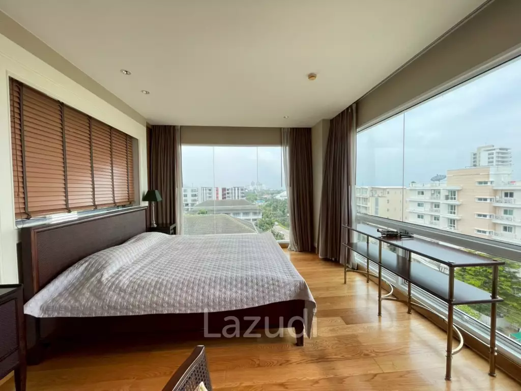 Amari Residence: 3 Bedroom Condo with Sea View