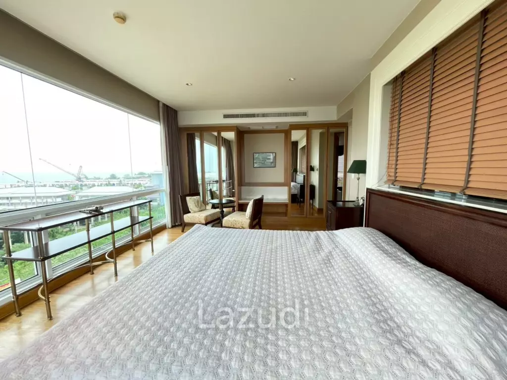 Amari Residence: 3 Bedroom Condo with Sea View