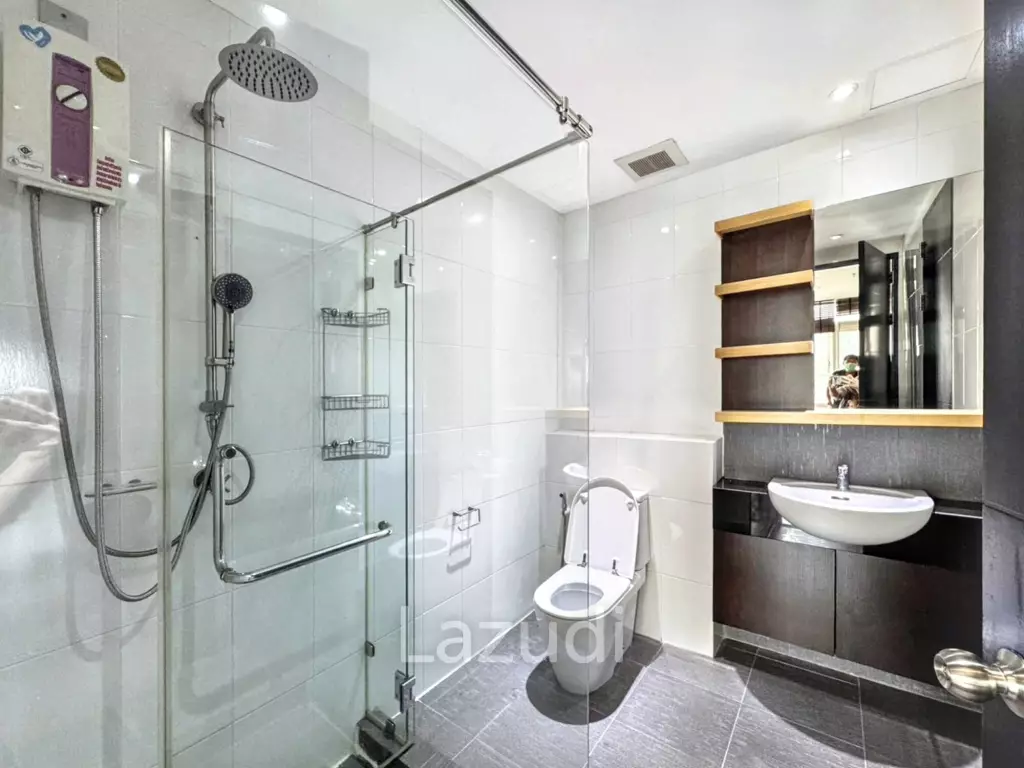2 Bedroom 2 Bathroom 136.92 Sq.m The Height condominium