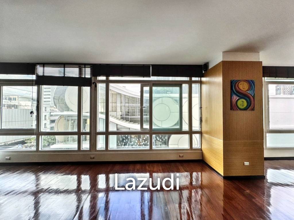 2 Bedroom 2 Bathroom 136.92 Sq.m The Height condominium