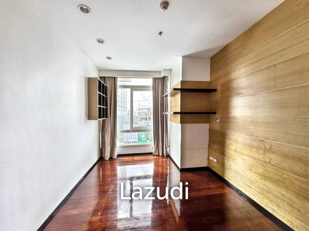 2 Bedroom 2 Bathroom 136.92 Sq.m The Height condominium