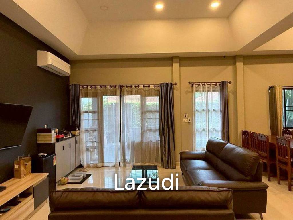 3 Bed 2 Bath 200 SQ.M. Eakmongkol Village 1