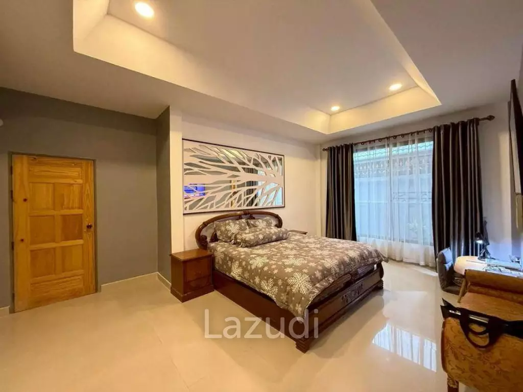 3 Bed 2 Bath 200 SQ.M. Eakmongkol Village 1