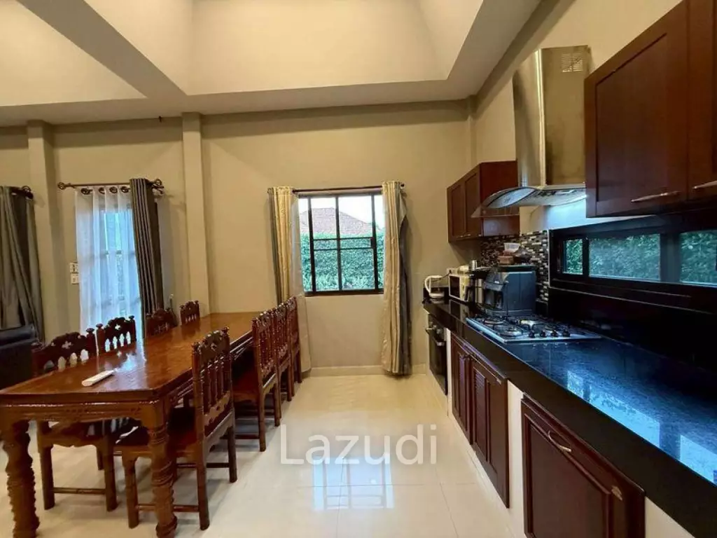 3 Bed 2 Bath 200 SQ.M. Eakmongkol Village 1