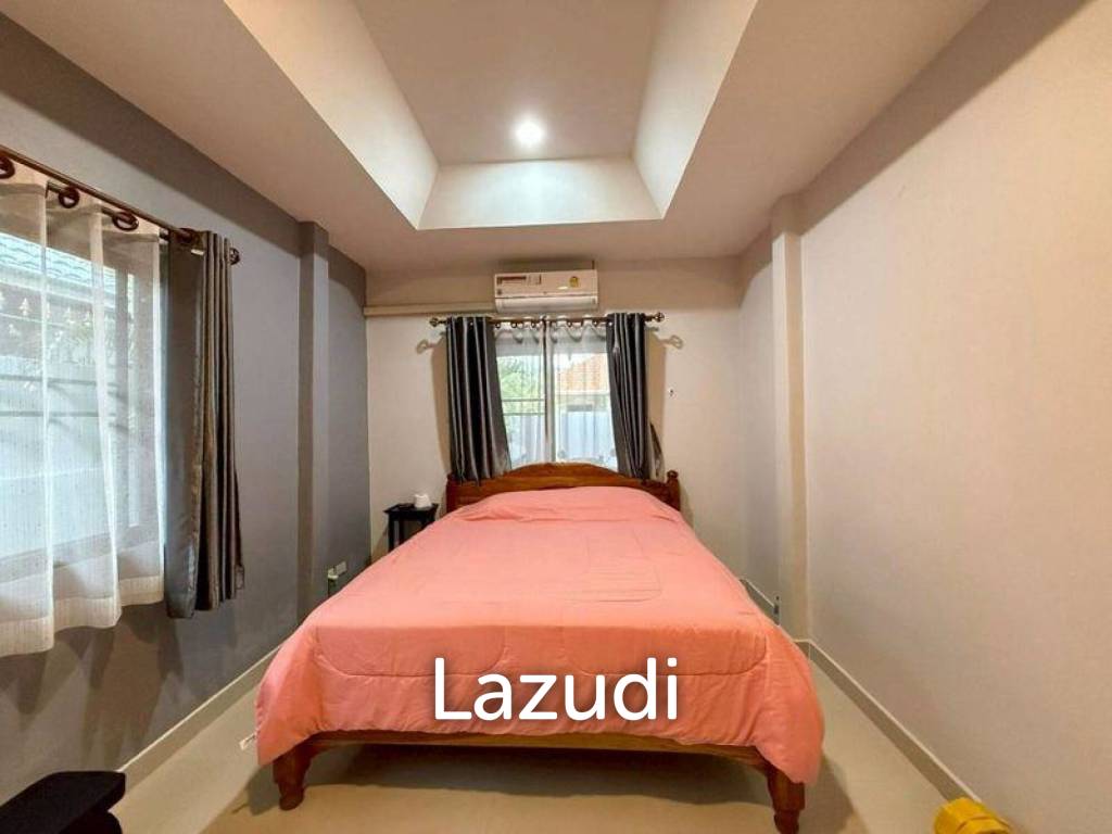 3 Bed 2 Bath 200 SQ.M. Eakmongkol Village 1