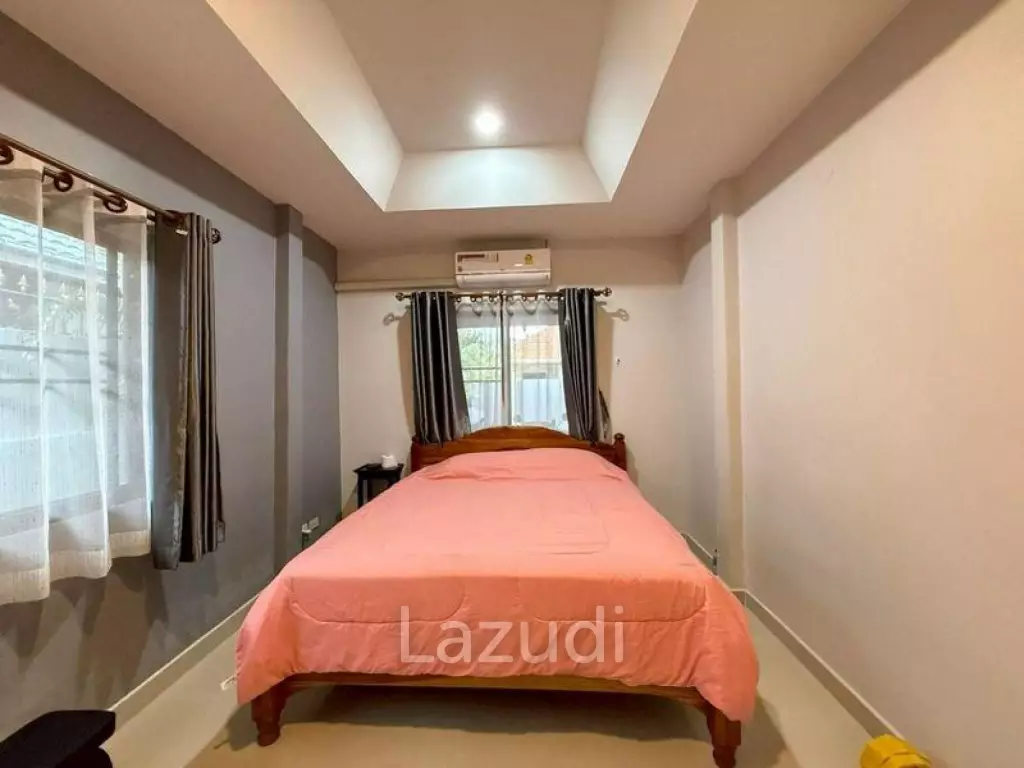 3 Bed 2 Bath 200 SQ.M. Eakmongkol Village 1