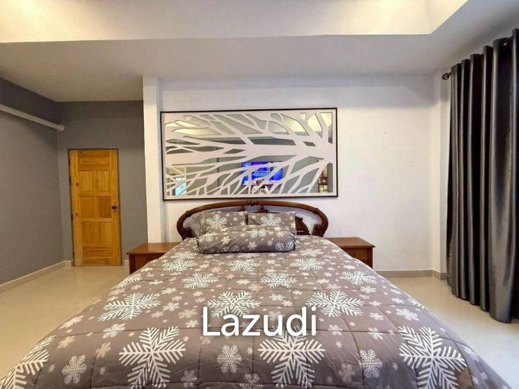 3 Bed 2 Bath 200 SQ.M. Eakmongkol Village 1