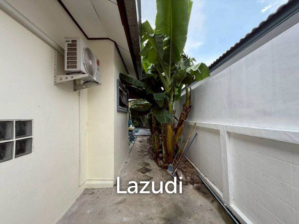 3 Bed 2 Bath 200 SQ.M. Eakmongkol Village 1