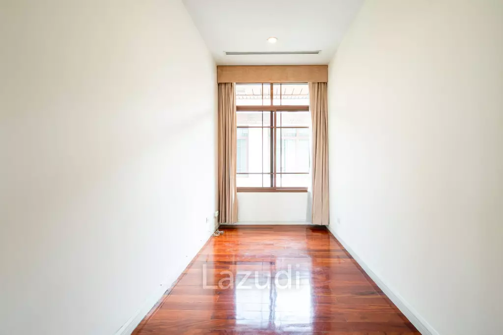 4 Bedroom 5 Bathroom 490 Sq.m Baan Sansiri 67