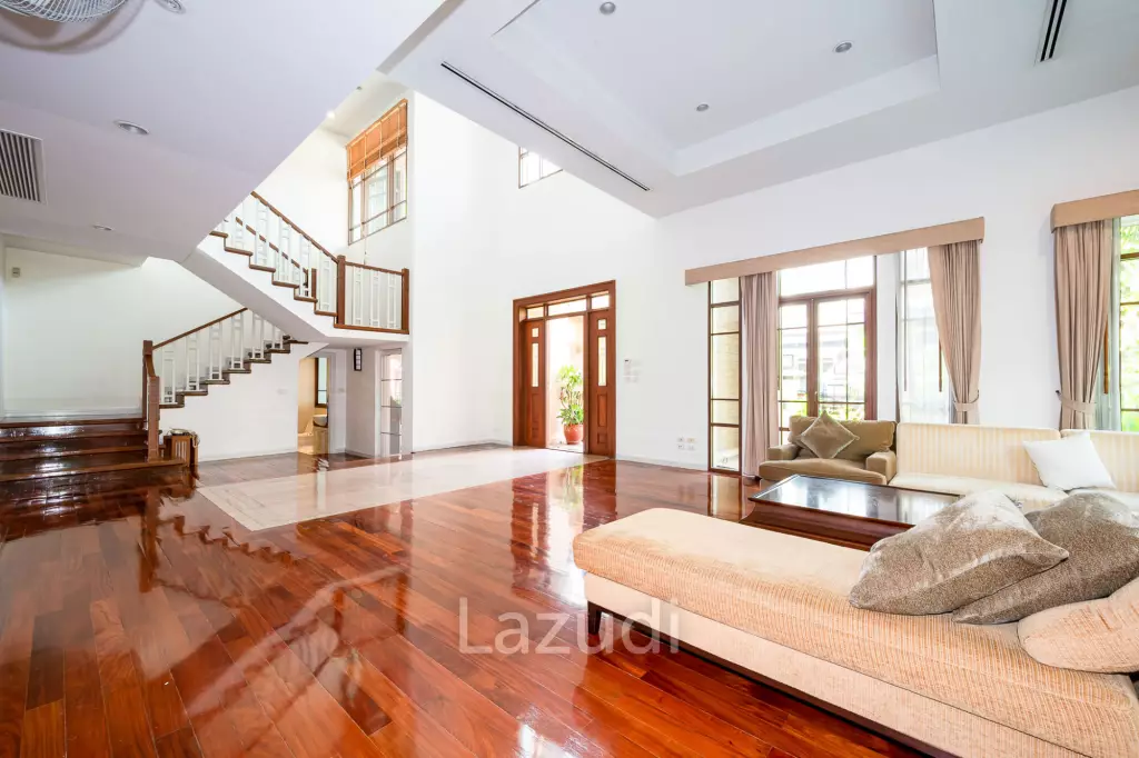 4 Bedroom 5 Bathroom 490 Sq.m Baan Sansiri 67