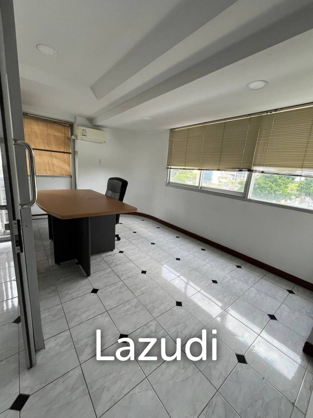 Prime Office Space in Sathon Bangkok 50sqm