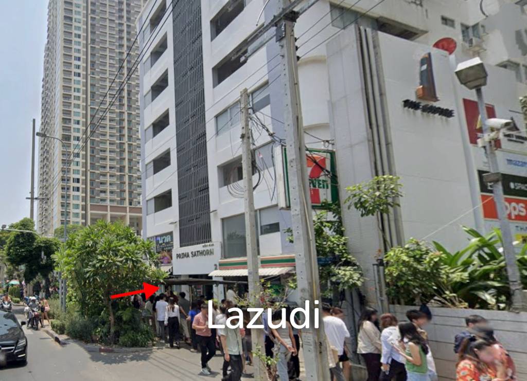 Modern Office Space in Sathon Near BTS Chong-Nonsi