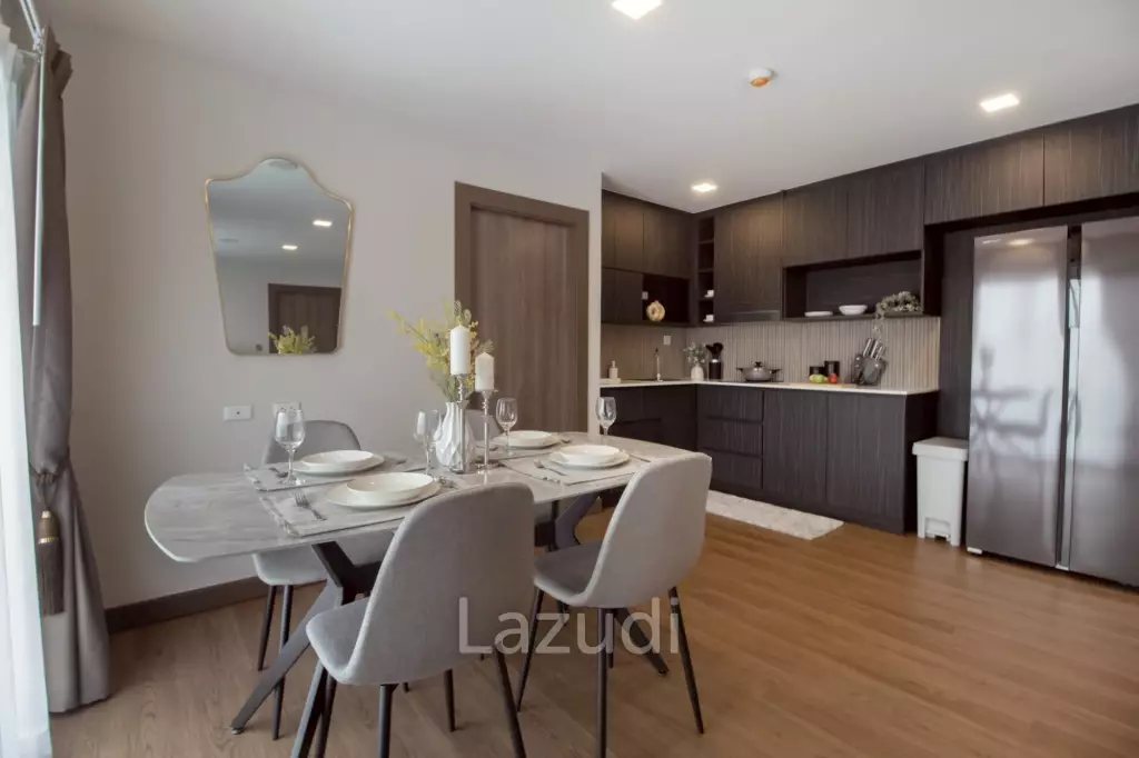 Stylish 2-Bed Condo with Mountain Views in Hua Hin