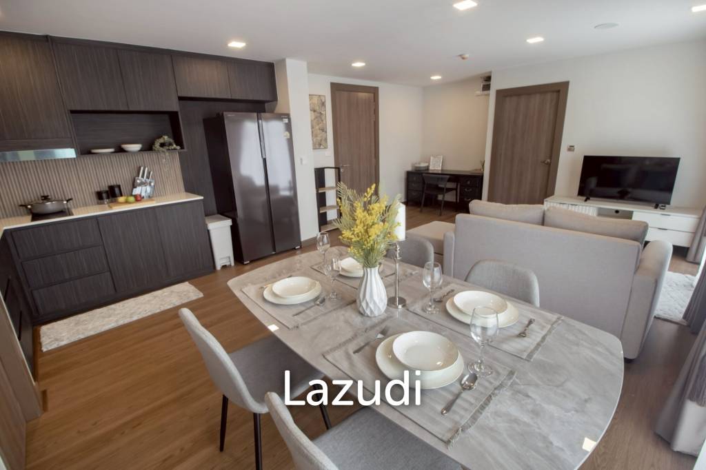 Stylish 2-Bed Condo with Mountain Views in Hua Hin